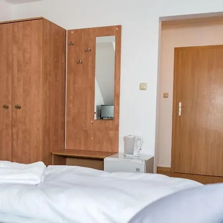 Larix Homestay szállás *
