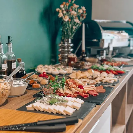 Kwatera prywatna Larix *